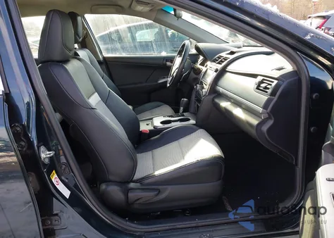 2013 Toyota Camry Se z USA, uszkodzony, nr VIN 4T1BF1FK5DU213199